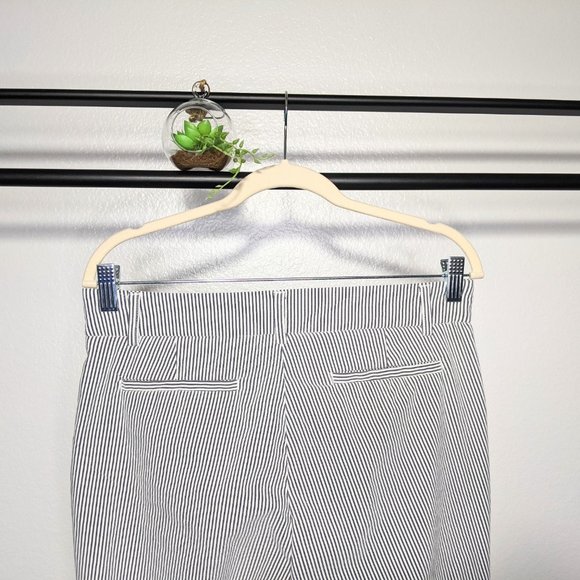 Eliane Rose Off White Navy Striped Capris Size 8 - Picture 7 of 8